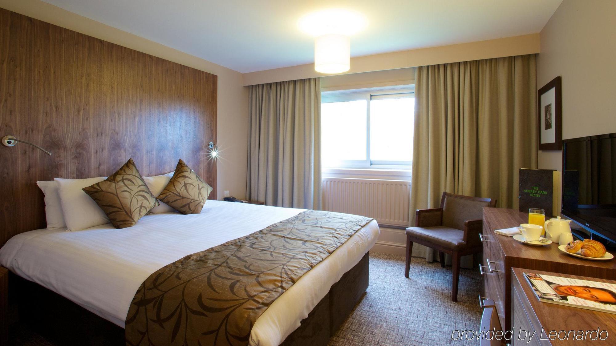 Aubrey Park Hotel Hemel Hempstead Exterior photo