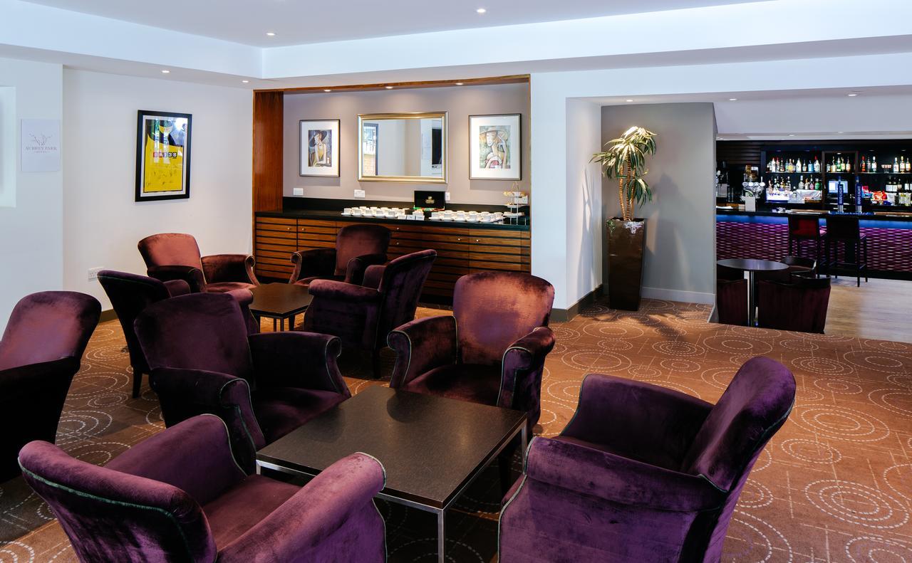 Aubrey Park Hotel Hemel Hempstead Exterior photo