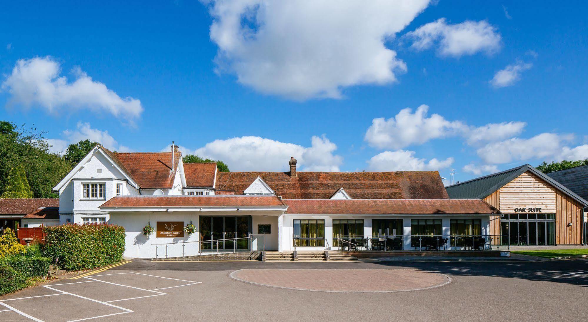 Aubrey Park Hotel Hemel Hempstead Exterior photo